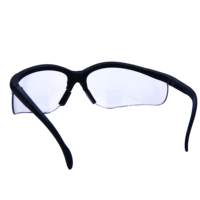 Lunettes de sécurité transparentes de style enveloppant au design unique, lunettes de protection pouvant être fabriquées avec des fonctions anti-buée, anti-rayures, anti-UV