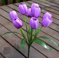 Bouquet de tulipes artificielles en soie gaufrée pour mariage, Noël, Halloween, décoration intérieure et photographie - Durable et respectueux de l'environnement