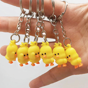 Wholesale Custom Little Yellow Duck Rubber Key Chains Mini 2.5 cm Duckling Key Ring Personalized Keychain Tik Tok Gift Set