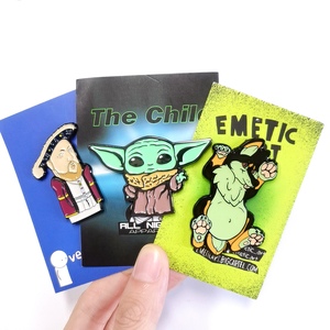 Özel moda sevimli hayvan evlenmek hediye siyah gümüş siyah kaplama renk Pin Metal aydınlık ağaç yumuşak sert emaye pimleri yaka pimleri - Product Image 3