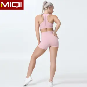 Fitness ve Yoga kıyafeti yaz tarzı kadın kırpma üst ganimet şort setleri süper yumuşak egzersiz şortu ve spor sutyen seti