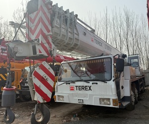Chinese Famous Brand Used Changjiang/terex Ltm1070t5 70 Tons Truck Crane Used Condition Changjiang Used 70t Crane - Product Image 3
