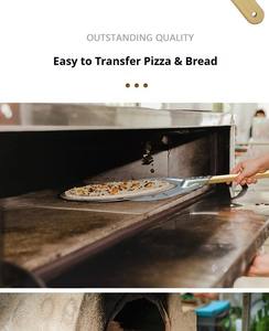 Pala para Pizza Profesional de Aluminio de 9 Pulgadas con Mango Ergonómico de Madera para Hornear y Transferir Pizzas en Restaurantes Comerciales - Product Image 5