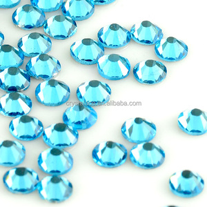 Vente directe d'usine, meilleure qualité, strass thermocollants SS10 aquamarine, cristaux de strass pour vêtements - Product Image 1