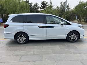 En Existencia, Hon-da Elysion HEV 2.0, Auto Usado, Tracción Delantera, <span class=keywords><strong>7</strong></span> Asientos, Vehículos de <span class=keywords><strong>Segunda</strong></span> <span class=keywords><strong>Mano</strong></span> - Product Image 4