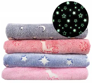गर्म बेचने फ्लोरोसेंट सितारों प्रकाश अप गेंडा अंधेरे में चमक के साथ कंबल कंबल बच्चों के कमरे के लिए