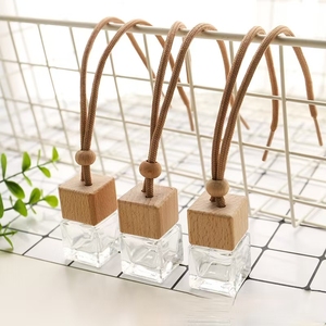 Mini botellas difusoras de coche colgantes reutilizables transparentes personalizadas, capacidad de 6ml, 8ml, 15ml con tapa de madera y sellado de pulverizador de bomba - Product Image 5
