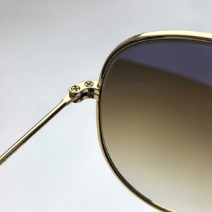 <span class=keywords><strong>Occhiali</strong></span> <span class=keywords><strong>da</strong></span> <span class=keywords><strong>Sole</strong></span> di Design alla Moda con Montatura in Metallo per <span class=keywords><strong>Uomo</strong></span> Modello R 3025 - Product Image 4