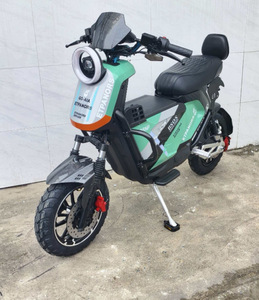 Scooter à moteur 2000W à longue autonomie, très demandé, prix usine - Product Image 3