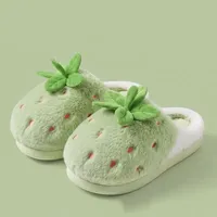 Mignonnes pantoufles d'intérieur roses en fourrure de fraise, chaudes et moelleuses, en peluche, pour femmes et filles, hiver 2026, à semelle épaisse et plateforme