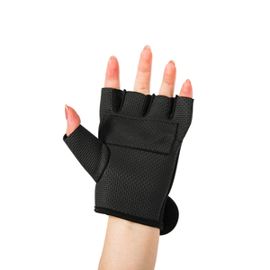 Gants de rééducation électriques REDTENDE pour la récupération de la fonction manuelle après un AVC et une hémiplégie, rechargeables - Product Image 4