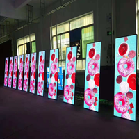 4k ad alta risoluzione SMD P3/P2.5 RGB indoor dot matrix led poster pubblicità macchina di controllo wifi led poster display tv