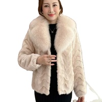 Vêtements d'extérieur de luxe veste de confort chaude col en fourrure de renard fourrure de vison manteau court pour les femmes
