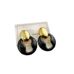 Pendientes de Mariposa y Flor de Cuatro Pétalos, Diseño Profesional, Acero Inoxidable 316L, Sin Níquel, Estándar ASTM, Venta al Por Mayor - Product Image 4