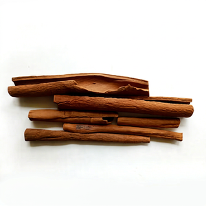 Bâtons de cannelle indienne du Gujarat fraîchement récoltés, qualité supérieure, 100 % naturels, aromatiques, pour les acheteurs en gros du secteur de la transformation alimentaire mondiale - Product Image 1