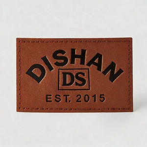 Parches de Cuero Cuadrados Tradicionales para Mochilas, Proveedor de Accesorios para Prendas, Parches con Logotipo de Marca Personalizados - Product Image 1