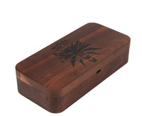 Boîte de rangement de bijoux en bois de luxe avec logo personnalisé, insert en mousse de velours noir, charnière en métal doré pour emballage cadeau de bijoux, vente en gros