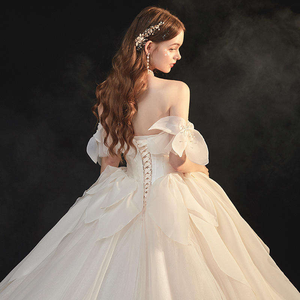 Nuevo verano <span class=keywords><strong>novia</strong></span> pecho largo Hada fuera del hombro satén blanco <span class=keywords><strong>joven</strong></span> mujer niñas noche vestido de <span class=keywords><strong>novia</strong></span> princesa - Product Image 5