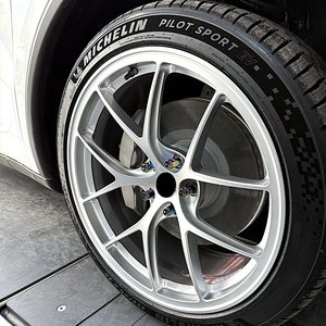 Jantes forgées légères de 18, 19 et 20 pouces, 5x120, 5x112, 5x100, 5x108, compatibles avec les voitures BMW M2, M550i, F82, F30, E90, F92, F10. - Product Image 1