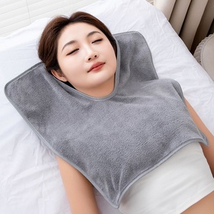 Taie d'oreiller en polaire corail douce et absorbante en forme de U pour salon de beauté, massage et soins de la peau - Product Image 2