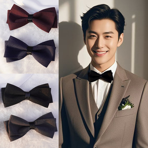 Q-6665 Papillon in Pelle alla Moda per Uomo, per Testimoni e Sposi, Rosso Vino e Nero, per Matrimoni Formali - Product Image 2