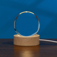 Small Bridge Wholesale Factory Gifts Small Sphere K9 en cristal vierge de 60 80 mm avec support en bois et lumière LED