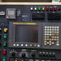 Torno de Roscar CNC Tsugami G300S-300 de Segunda Mano de Alta Precisión para Producción en Lotes de Piezas Roscadas Especiales de Precisión