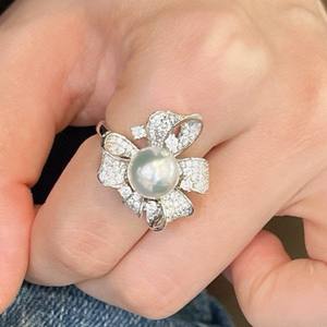 Anillo de perlas naturales de plata de primera calidad con diseño de cinta y solapa, 9-10 mm, plata chapada en oro rosa 925, calidad impecable - Product Image 1