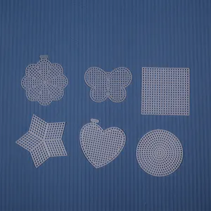 Factory supplies Yarn DIY heart star plastic canvas mesh sheet