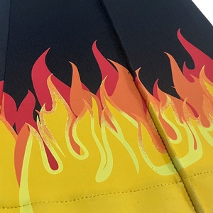 Pantalones Deportivos Ajustados con Logotipo Personalizado, Estampado de Llamas, Cordón Ajustable, Pantalones Apilados para Hombre - Product Image 3