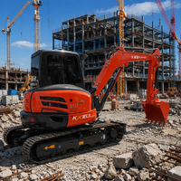 Mini-excavatrice KX163 de 5,6 tonnes à bras à oscillation zéro pour moteur et pompe hydraulique KYB |   Capacité de levage de 1145 kg, réservoir de 68 L, 0,19 m