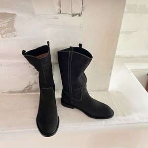 รองเท้าส้นหนาแบบสวมหนึ่งนิ้ว หนังวัวแท้คุณภาพดี สีพื้น สไตล์เรโทร ตกแต่งด้วยเข็มขัด กันน้ำ กันลื่น ทนทาน ใส่สบาย ขายดีที่สุด - Product Image 1