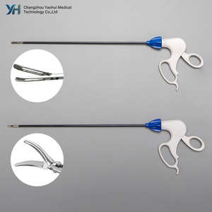 Pinces d'électrocoagulation bipolaires jetables 33 cm avec pointe métallique pour une coagulation chirurgicale fiable - Product Image 1