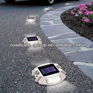 30 tấn năng lượng mặt trời đường Stud LED ánh sáng tuôn ra núi đường cao tốc đường phố trung tâm Stud cảnh báo giao thông sản phẩm - Product Image 6