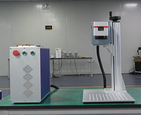 Cette machine de marquage laser CO2 de type split est disponible en plusieurs niveaux de puissance et convient au cuir, au bois et à l'acrylique.