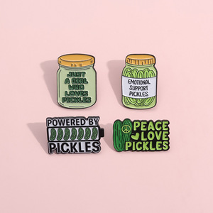Pepino Pickles Funny Peace Love Powered Pickles Botella Broche Solapa Insignias Esmalte Pins - Product Image 6