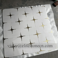 Carreaux de salle de bain modernes en mosaïque de marbre naturel poli, mélange de nacre, motif floral découpé au jet d'eau, blanc Thassos