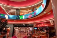 Écran LED de bienvenue publicitaire personnalisé pour porte de magasin en couleur intérieure P2mm Affichage LED sans couture pour épissure Panneau LED pour boutique