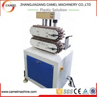 Machine de traction pour la production de tuyaux en PVC / Machine auxiliaire de traction dans la ligne d'extrusion de profilés de panneaux de tuyaux en plastique
