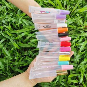<span class=keywords><strong>Tube</strong></span> de gloss à lèvres en <span class=keywords><strong>plastique</strong></span> fin de 15 ml avec logo personnalisé, <span class=keywords><strong>transparent</strong></span>, faible MOQ 50 pièces, marque privée pour usage cosmétique - Product Image 4