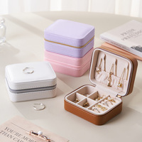 Mini boîte à bijoux portable créative en cuir PU Stockage de papier simple pour boucles d'oreilles et bagues