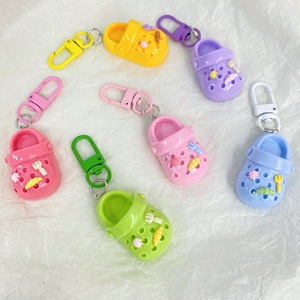 พวงกุญแจจระเข้น่ารักสีสันสดใส สไตล์ญี่ปุ่น ของขวัญเพื่อนสนิท ของตกแต่ง - Product Image 1