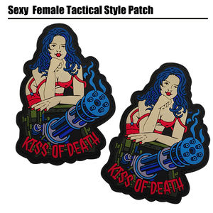 2D Gummi Sexy KISS of DEATH Damen PVC Gummi Blaues Herz Frau mit Kanone Gummi-Patch für Taschen Hüte Jacken Aufnähbarer Buchstaben-Patch - Product Image 5