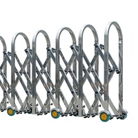 Barrière de contrôle des foules en acier inoxydable, rétractable manuellement, style coulissant ouvert, durable et stable, vendue directement d'usine