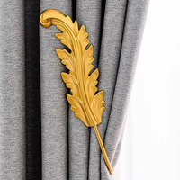 Vente en gros de crochets pour rideaux en résine style plumes dorées de luxe Embrasses pour rideaux Crochet mural pour rideaux
