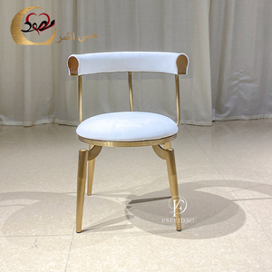 Silla de Hotel Moderna de Metal Dorado con Cojín Blanco, Patas Cónicas y Respaldo Sólido, Muebles Comerciales para Interiores - Product Image 6