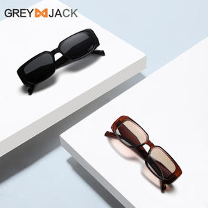 Gafas de Sol Polarizadas Unisex Grey Jack, Montura TR90, Protección UV400 Tipo 3, Diseño Cuadrado Negro - Product Image 1