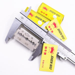 Cuchillas de afeitar manuales de doble filo de 10 cuchillas, estilo clásico, aptas para uso doméstico, para afeitar la barba, disponibles en tiendas de dólar. - Product Image 3