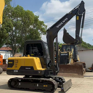 Excavadora de cadenas Volvo EC55D usada, modelo 2021, motor Volvo de 55 kW, 5 toneladas, cucharón de 0.32 m, bomba Kawasaki, buen estado, poca horas de trabajo. - Product Image 1