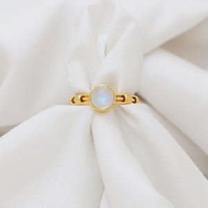 Anillo de Compromiso de Plata de Ley 925 con Baño de Oro y Piedra Lunar Arcoíris Azul Natural, Joyería de Exportación - Product Image 2